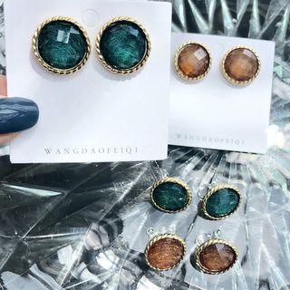 Retro Gemstone Earring
