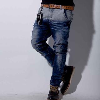 Distressed Washed Straight Jeans