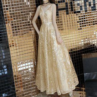 Sleeveless V-neck Star Sequined Evening Gown