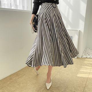 Buckled Waist A-line Skirt In 2 Designs