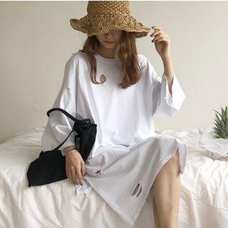 Ripped 3/4 Sleeve Midi T-shirt Dress