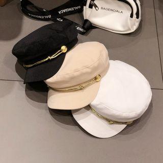 Buttoned Newsboy Cap