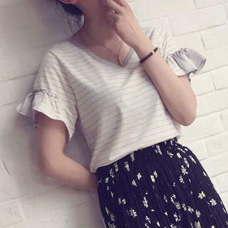 Ruffle Trim Striped V-neck T-shirt