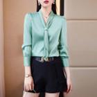 Tie-neck Blouse / Shorts