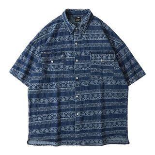 Short-sleeve Patterned Denim Shirt