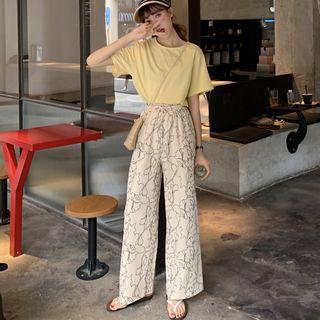 Short-sleeve T-shirt / Print Wide Leg Pants