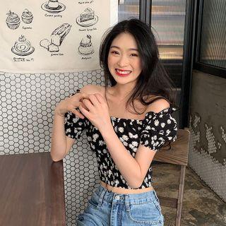 Floral Print Off-shoulder Short-sleeve Cropped Top Black - One Size