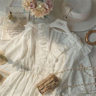Ruffle Trim V-neck Eyelet Short-sleeve Blouse