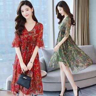 Set: Plain Slipdress + V-neck Printed Short-sleeve Dress