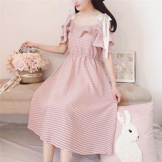 Ruffle Plaid Short-sleeve Dress