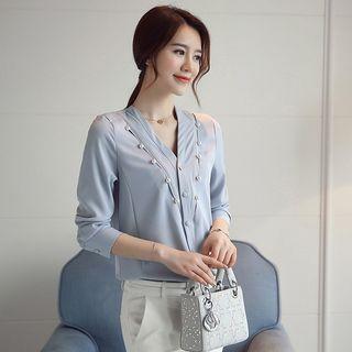 Long-sleeve V-neck Jewelry Top
