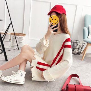 Striped V-neck Chunky Sweater