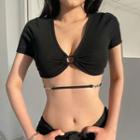 Short-sleeve Tie-waist V-neck Cropped Top