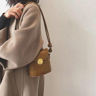 Mini Flap Crossbody Bucket Bag