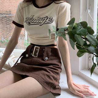 Short-sleeve Lettering Vintage Cropped T-shirt