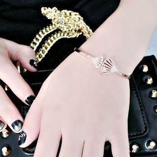 Fan Shaped Bangle