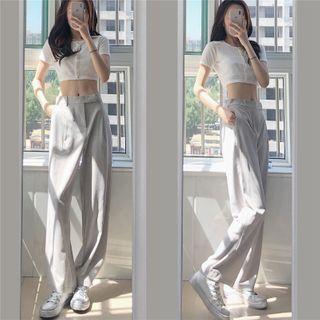 Short-sleeve Cropped T-shirt / Wide Leg Pants