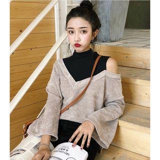Cold Shoulder Mock Two Piece T-shirt