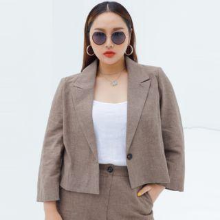 Plus Size Single-button Crop Blazer