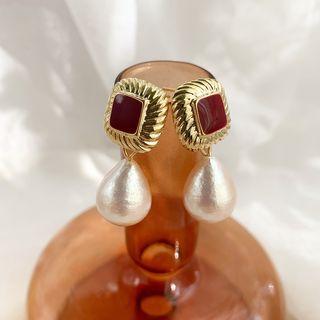 Retro Faux Pearl Drop Earring