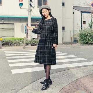 Round-neck Gathered-waist Checked Dress