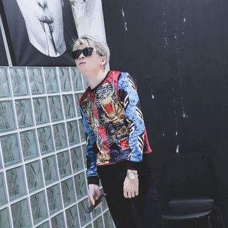 Print Velvet Long-sleeve Sweatshirt