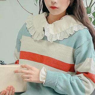 Laced Capelet Bead-button Blouse