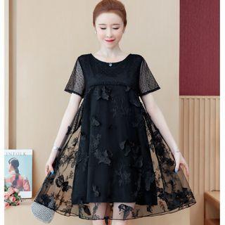 Short-sleeve Butterfly Embroidered Lace Midi Dress
