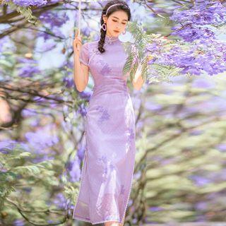 Short-sleeve Dotted Flower Embroidered Qipao