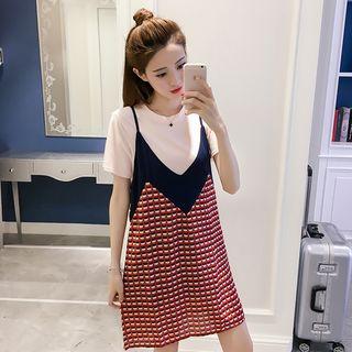 Set: Plain Short Sleeve T-shirt + Plaid Suspender Dress