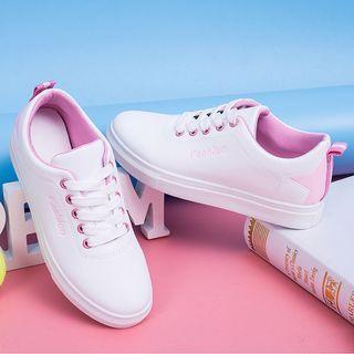 Flat Sneakers