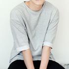 Round-neck Roll-up Sleeve T-shirt