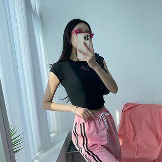 Letter Round-hem Cropped T-shirt