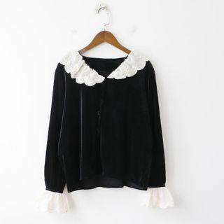 Long-sleeve Lace Collar Velvet Blouse Black - One Size