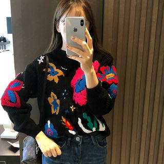 Round-neck Embroidered Knit Top Black - One Size