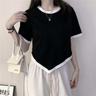 Asymmetrical Short-sleeve Contrast Trim T-shirt