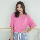 Elbow-sleeve Cutout-detail T-shirt