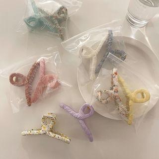 Set Of 2 : Fabric Hair Clamp