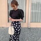 Puff-sleeve Blouse + Daisy Print Skirt