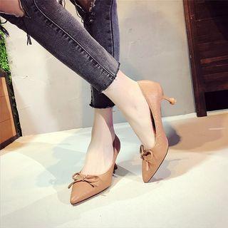 Bow Pointed Kitten Heel Pumps
