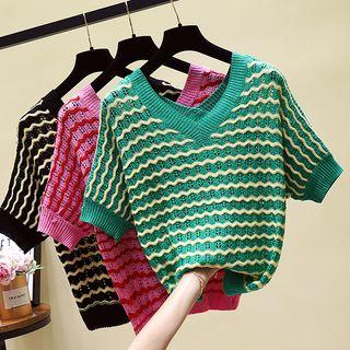 Short-sleeve Pattern Knit Top
