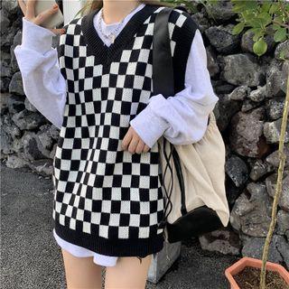 V-neck Plaid Knit Vest / Plain Long-sleeve Sweatshirt