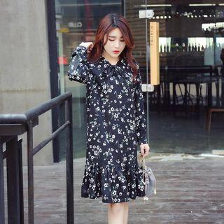 Long-sleeve Flower A-sleeve Midi Dress