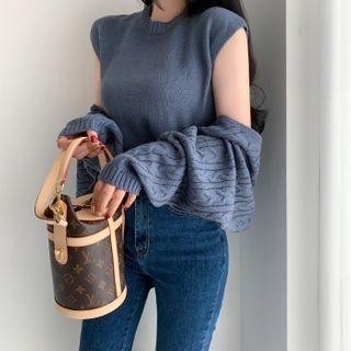 Plain Knit Vest / Cable-knit Capelet Jacket