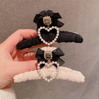 Heart Faux Pearl Chenille Hair Clamp