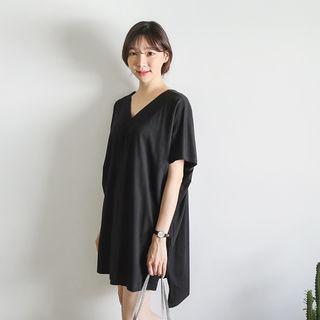 V-neck Dip-back T-shirt Dress