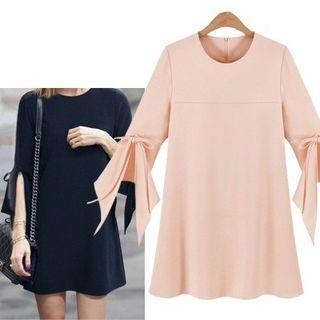 Slit 3/4-sleeve Shift Dress