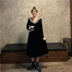 Bell-sleeve Lace Trim Velvet Midi A-line Dress Black - One Size