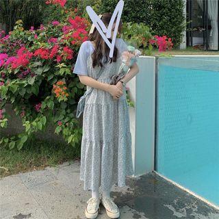 U-neck Plain T-shirt / Spaghetti Strap Floral Maxi Dress