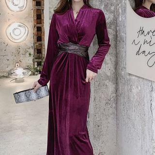 V-neck Velvet Long-sleeve Midi A-line Dress